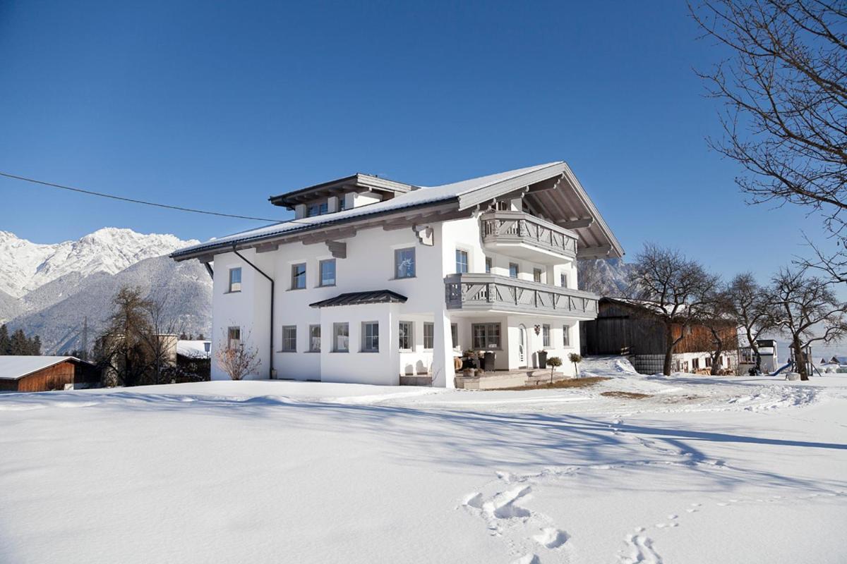 Gaestehaus Weber Oberperfuss Luaran gambar