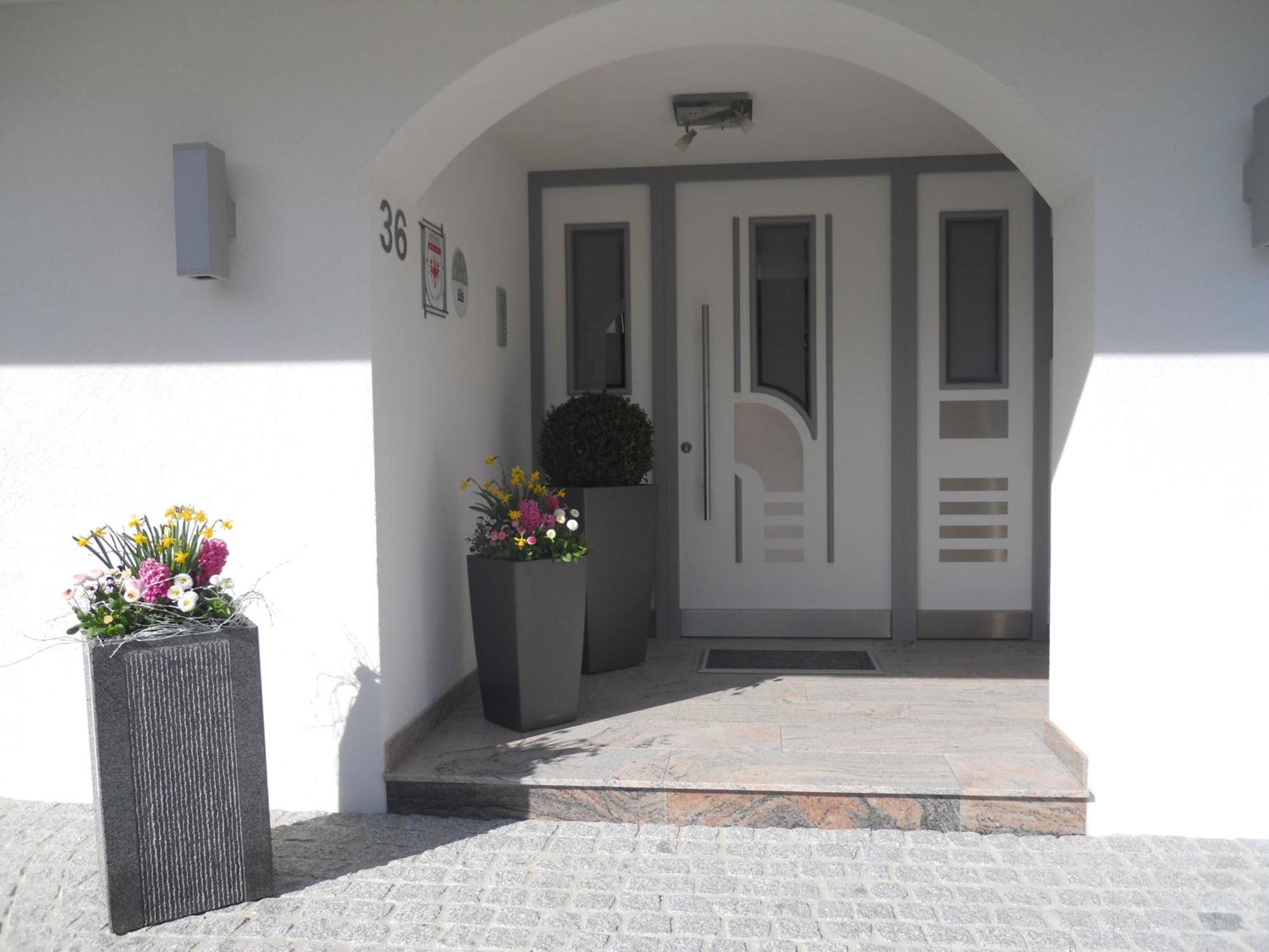 Gaestehaus Weber Oberperfuss Luaran gambar