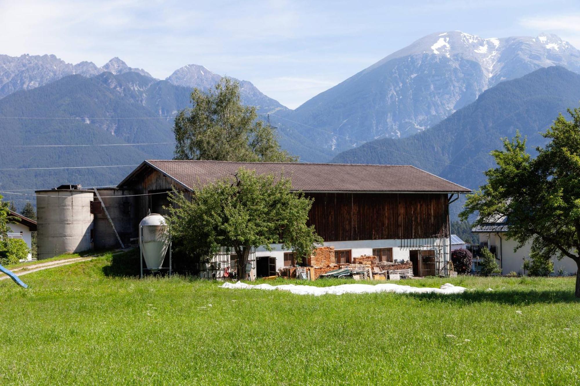Gaestehaus Weber Oberperfuss Luaran gambar